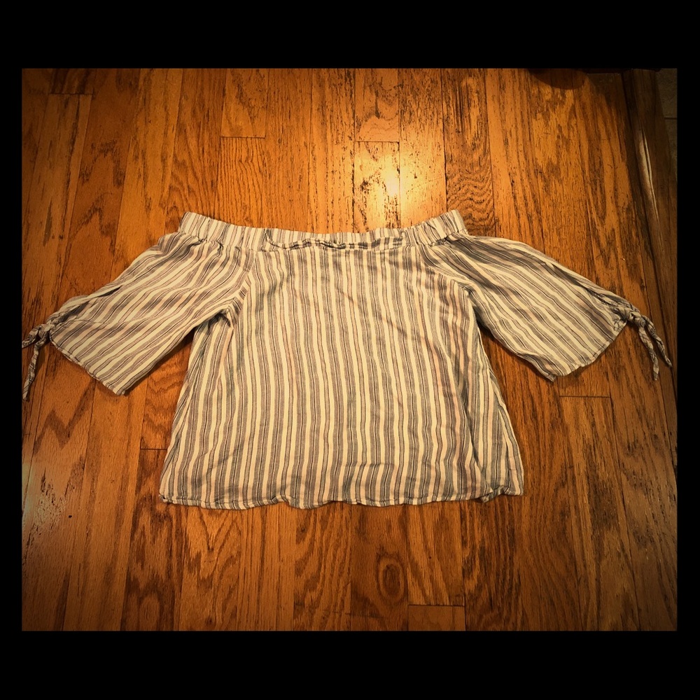 Off the shoulder white & blue colored top!!